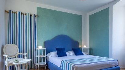 Holiday apartments in Bardolino/a short walk from Lake Garda