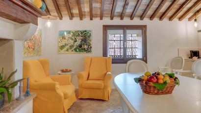 Holiday apartments in Bardolino/a short walk from Lake Garda