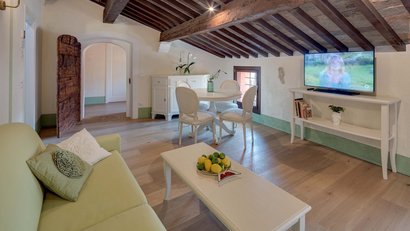 Holiday apartments in Bardolino/a short walk from Lake Garda
