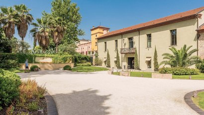 Holiday apartments in Bardolino/a short walk from Lake Garda