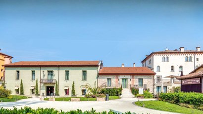 Holiday apartments in Bardolino/a short walk from Lake Garda